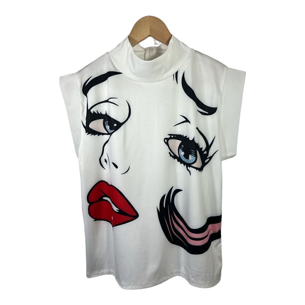 CHARLIE CHARLIE CHARLOTTE Women’s Pop Art High Neck Cap Sleeve Top White Large
